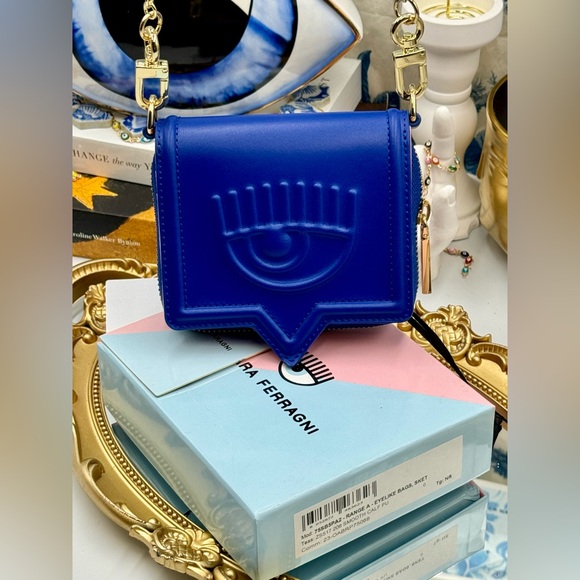 🆕 CHIARA FERRAGNI 🧿 BNIB Eyelike Motif Chain Linked Wallet - Blue - WOC - Picture 3 of 15